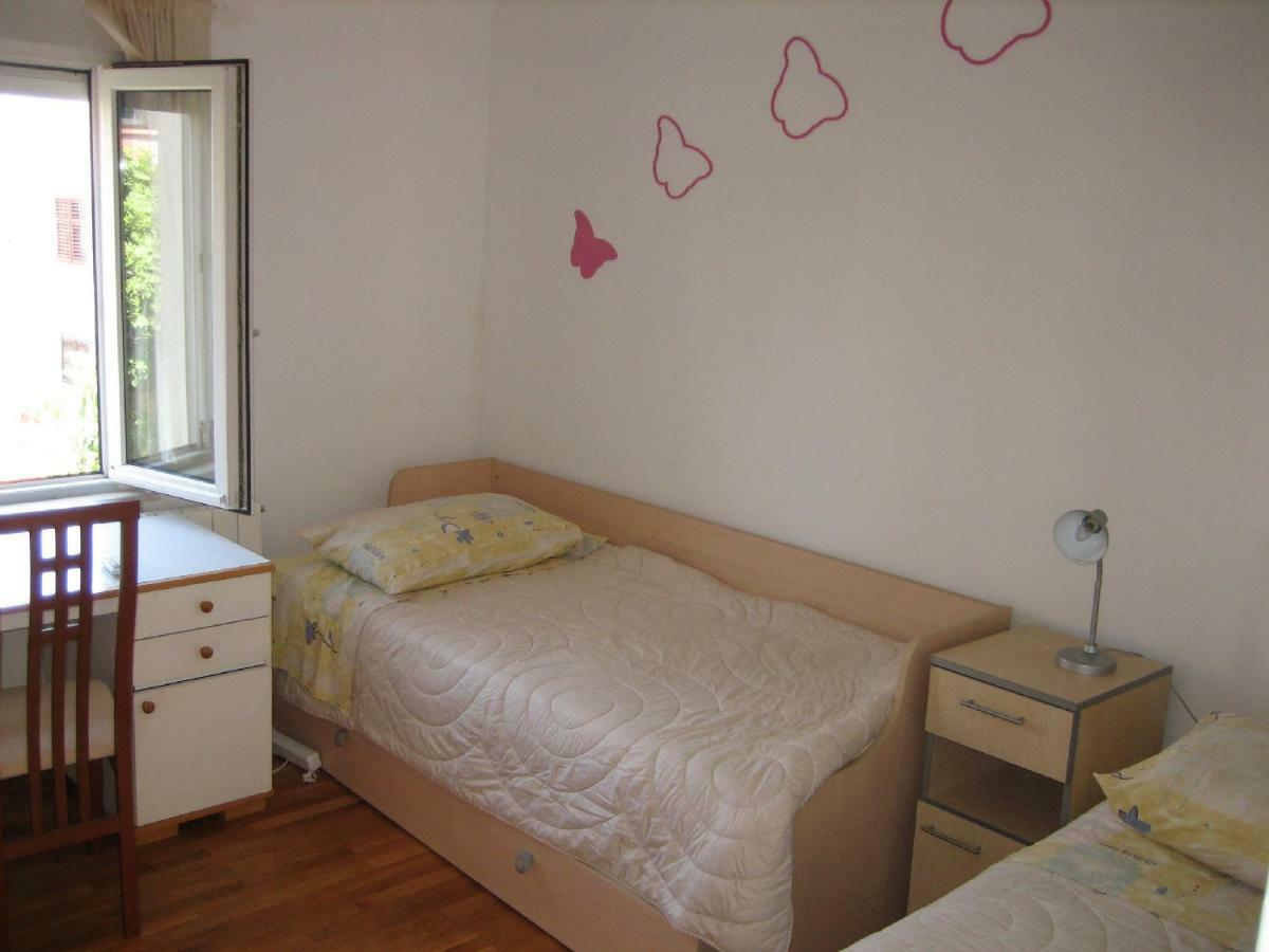 Tihi Apartament *